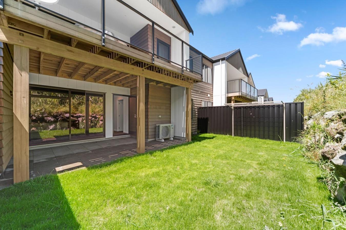 Blue Dun Views - Taupo Apartman Kültér fotó